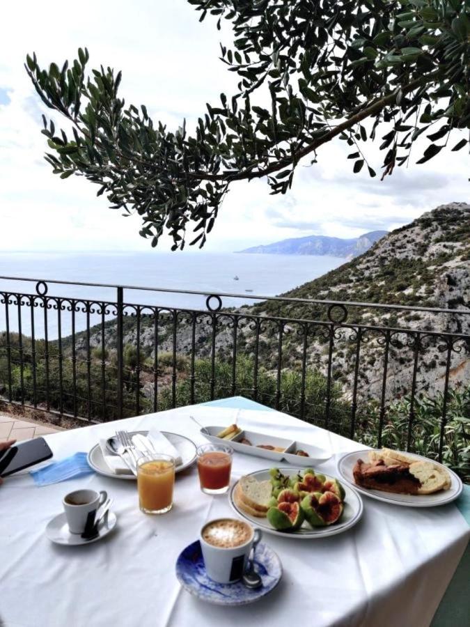 Hotel Turismo Rurale Villa Maria Caterina Cala Gonone Eksteriør bilde
