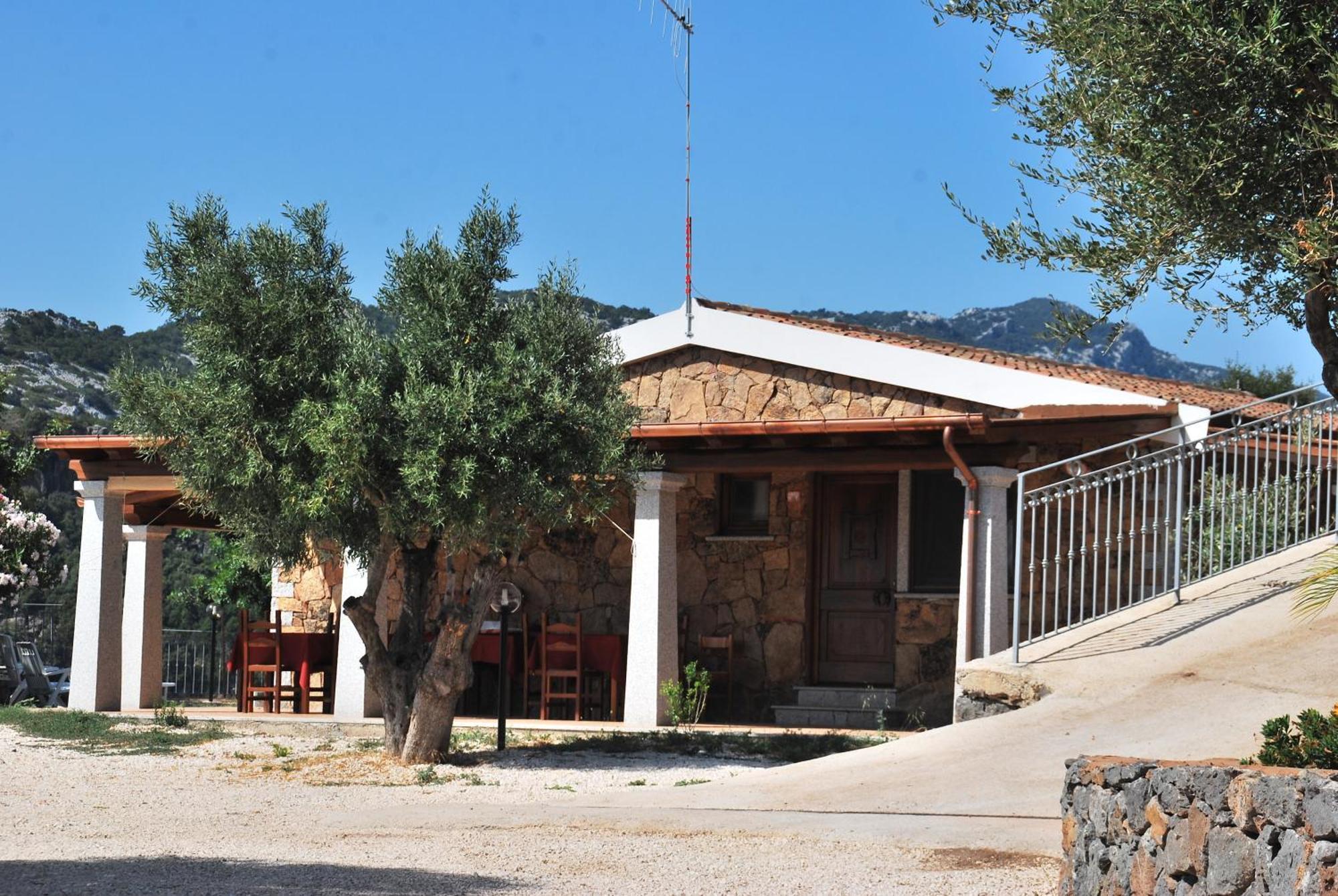 Hotel Turismo Rurale Villa Maria Caterina Cala Gonone Eksteriør bilde